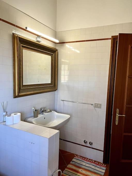 Apartment In Villa La Carruba Rivergaro Ngoại thất bức ảnh
